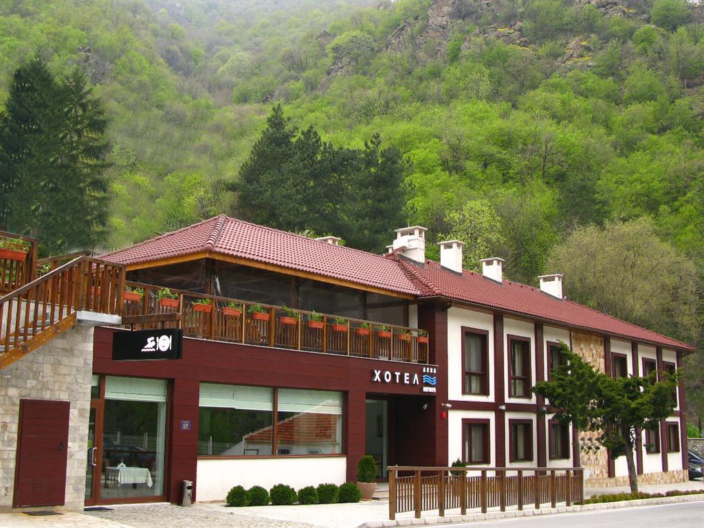 Aqua Varvara Hotel Vetren Dol Exterior foto